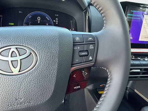 New 2026 Toyota Camry SE image 24