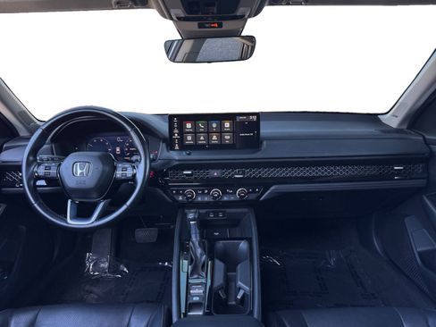 Used 2023 Honda Accord Touring image 10