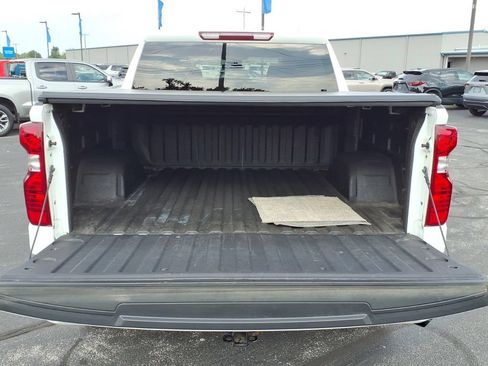Used 2023 Chevrolet Silverado 1500 Custom w/ LPO, Dark Essentials Package AWD/4WD image 13