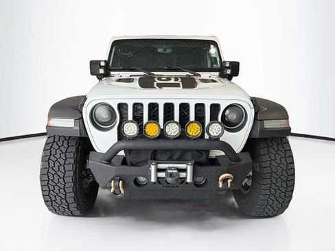 Used 2021 Jeep Gladiator Rubicon AWD/4WD image 2