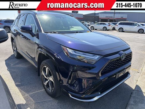 Used 2024 Toyota RAV4 SE w/ Weather & Moonroof Package AWD/4WD image 1