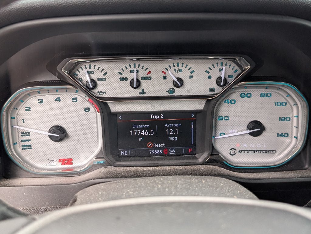 Used 2020 GMC Sierra 1500 AT4 w/ AT4 Premium Package AWD/4WD image 25