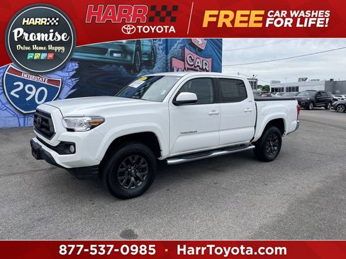 Certified 2023 Toyota Tacoma SR5 AWD/4WD image 1