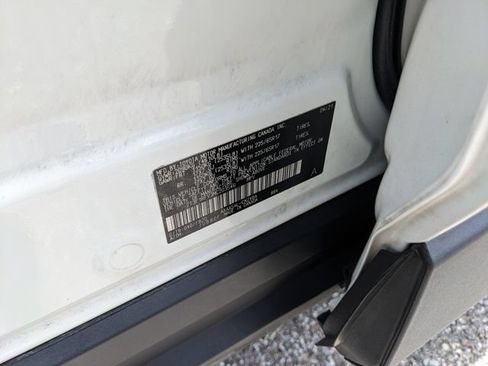Used 2021 Toyota RAV4 LE AWD/4WD image 35