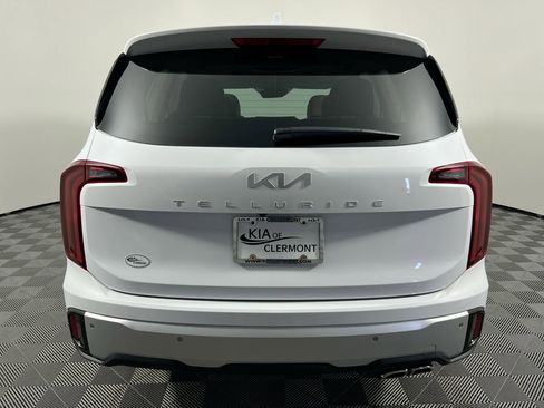 Certified 2025 Kia Telluride S FWD image 4