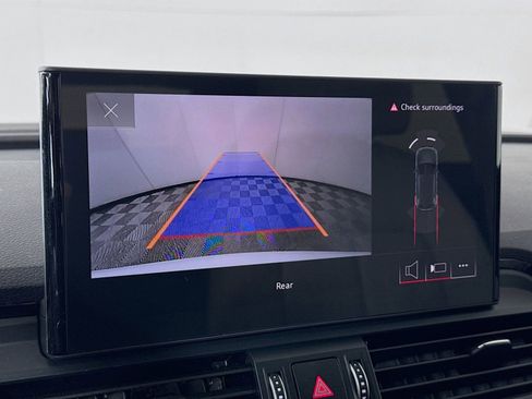 Used 2023 Audi Q5 2.0T Premium w/ Convenience Package image 17