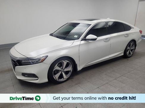 Used 2020 Honda Accord Touring image 1