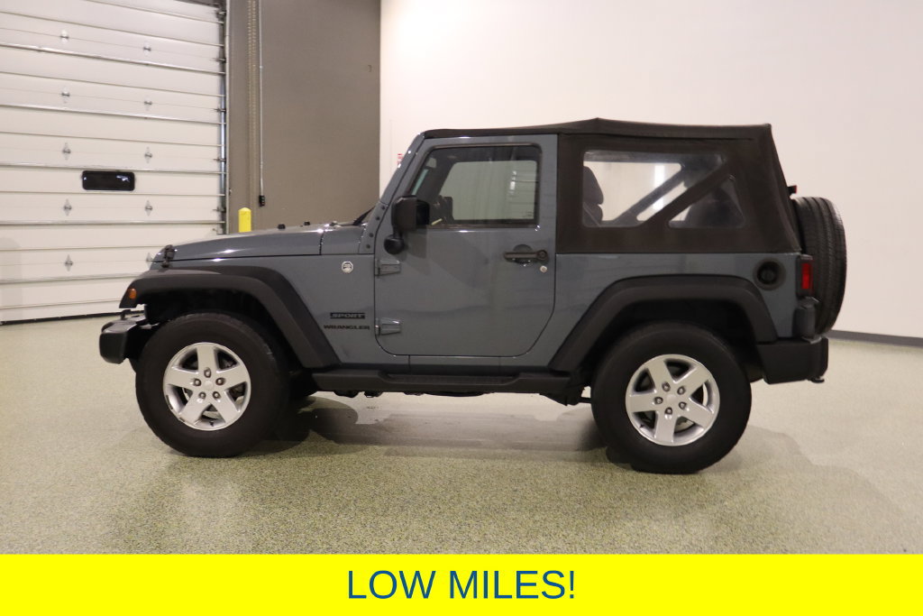 Used 2015 Jeep Wrangler Sport w/ Quick Order Package 24S AWD/4WD image 5