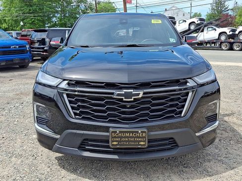 Certified 2023 Chevrolet Traverse Premier w/ Redline Edition AWD/4WD image 2
