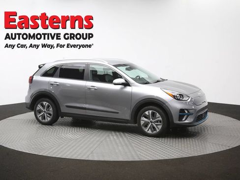 Used 2022 Kia Niro EX FWD image 48