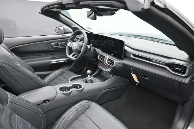 New 2026 Ford Mustang GT Premium w/ GT Performance Package RWD image 36