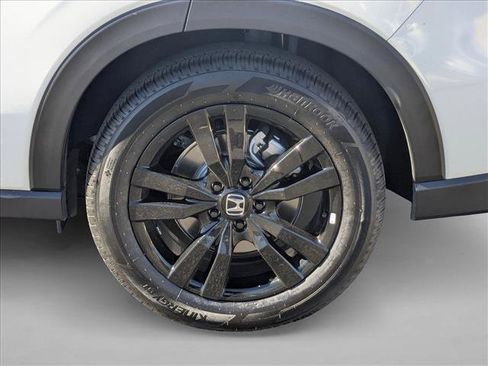 Certified 2027 Honda HR-V Sport image 24