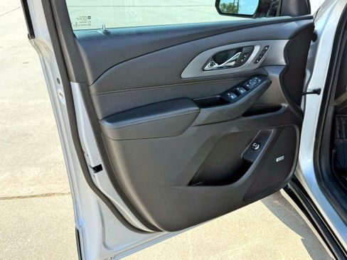 Certified 2019 Chevrolet Traverse Premier w/ Redline Edition FWD image 12