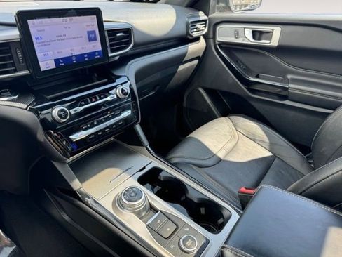 Used 2022 Ford Explorer ST w/ Equipment Group 401A AWD/4WD image 22