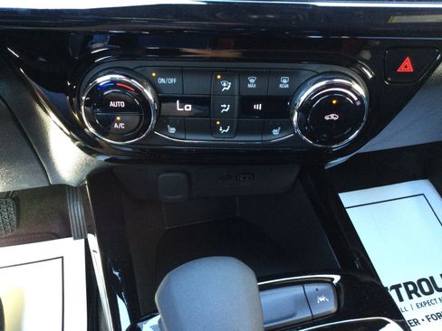 New 2026 Chevrolet Trax RS w/ Driver Confidence Package FWD image 10