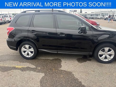 Used 2015 Subaru Forester 2.5i w/ Alloy Wheel Package AWD/4WD image 2