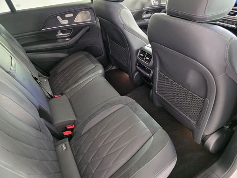 Certified 2023 Mercedes-Benz GLS 63 AMG 4MATIC image 31