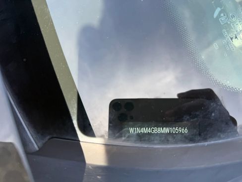 Used 2021 Mercedes-Benz GLB 250 image 38