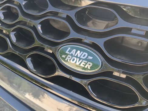 New 2026 Land Rover Discovery Sport Landmark AWD/4WD image 12
