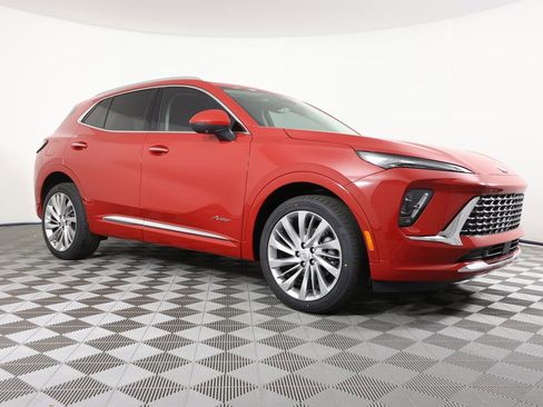 New 2025 Buick Envision Avenir image 3