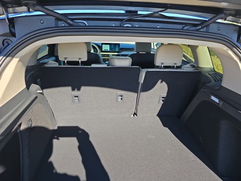 New 2026 Lincoln Corsair Grand Touring AWD/4WD image 12