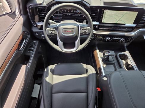 New 2025 GMC Sierra 1500 Elevation w/ Elevation Premium Package image 8