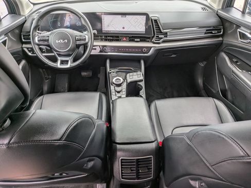 Certified 2024 Kia Sportage EX w/ EX Premium Package AWD/4WD image 15