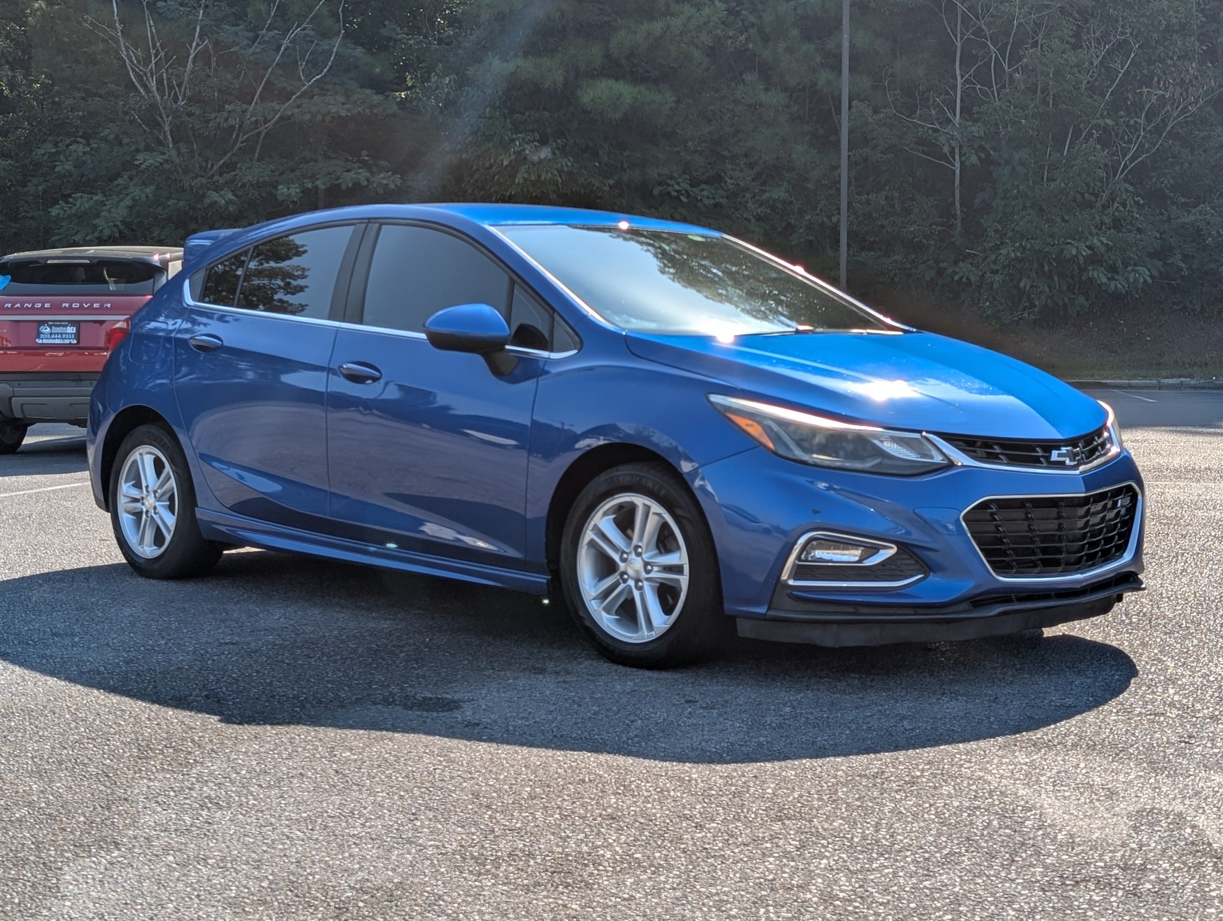 Used 2017 Chevrolet Cruze LT w/ Convenience Package FWD image 11