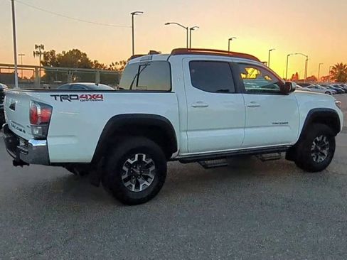 Used 2023 Toyota Tacoma TRD Off-Road AWD/4WD image 8