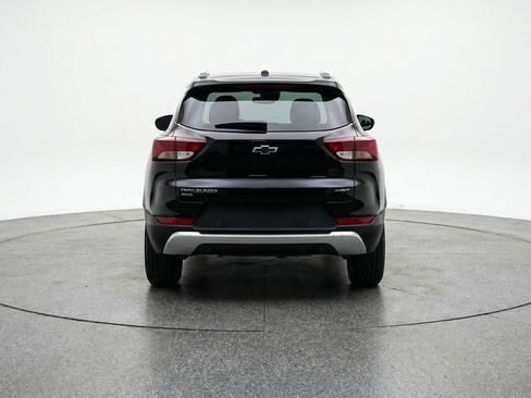 Used 2025 Chevrolet TrailBlazer LT w/ Driver Confidence Package AWD/4WD image 7