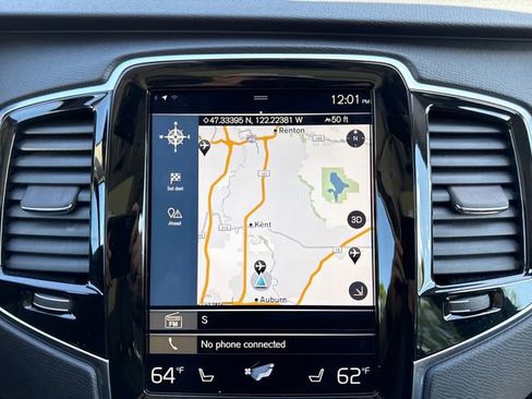 Used 2018 Volvo XC90 T6 Momentum w/ Convenience Package AWD/4WD image 14
