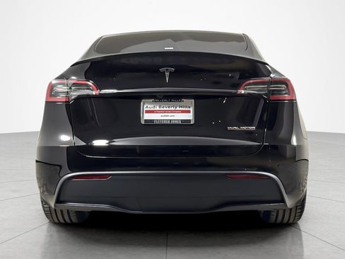Used 2024 Tesla Model Y Performance image 4