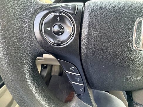 Used 2013 Honda Accord LX image 9
