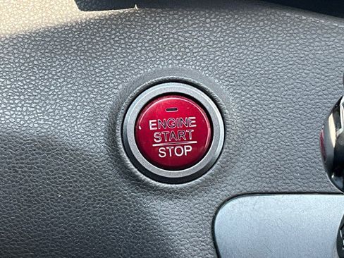 Used 2017 Honda Odyssey Touring image 16