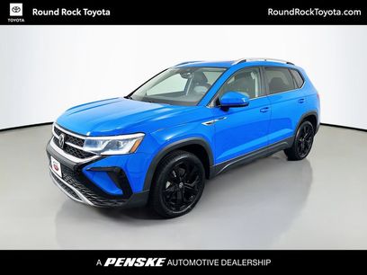 Used 2022 Volkswagen Taos SEL w/ Panoramic Sunroof Package