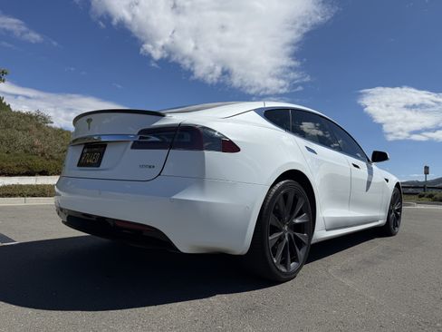 Used 2018 Tesla Model S 100D AWD/4WD image 20