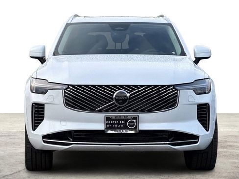 Certified 2025 Volvo XC90 B6 Plus image 12