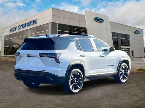 Used 2025 Chevrolet Equinox RS w/ Safety and Technology Package image 5