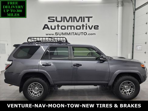 Used 2020 Toyota 4Runner Venture image 1
