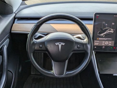 Used 2019 Tesla Model 3 Long Range image 20