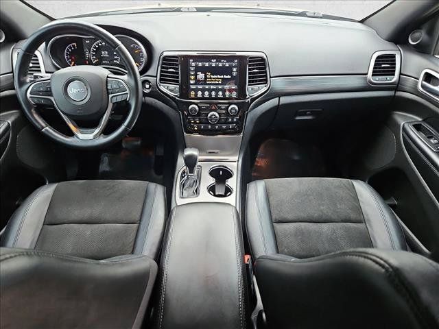 Used 2021 Jeep Grand Cherokee Laredo X AWD/4WD image 18