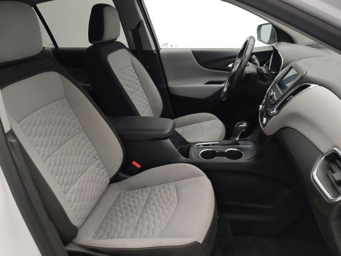 Used 2020 Chevrolet Equinox LT FWD image 21
