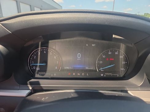 Used 2022 Ford Explorer XLT RWD image 17