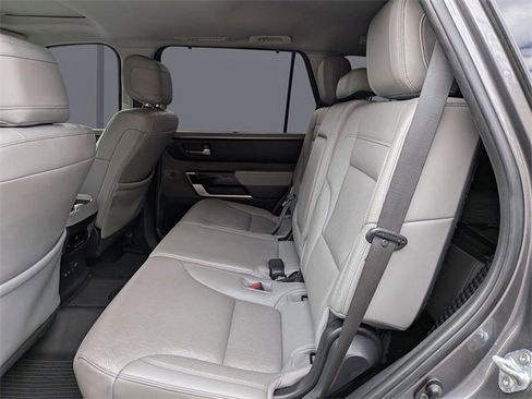 Used 2023 Toyota Sequoia Limited image 15