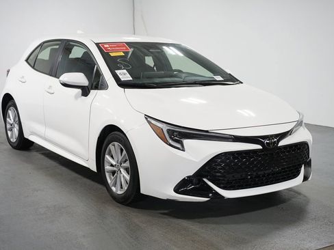 Certified 2023 Toyota Corolla SE image 3