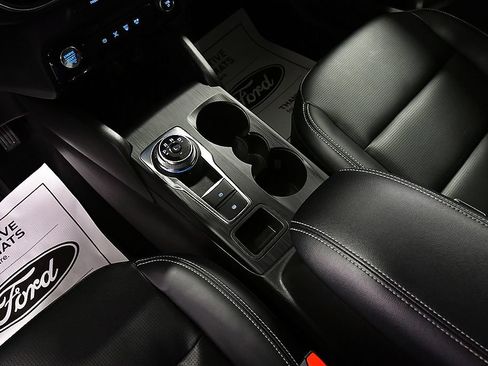 Used 2025 Ford Escape Platinum FWD image 23