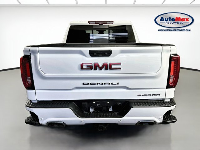 Used 2023 GMC Sierra 1500 Denali w/ Technology Package AWD/4WD image 8