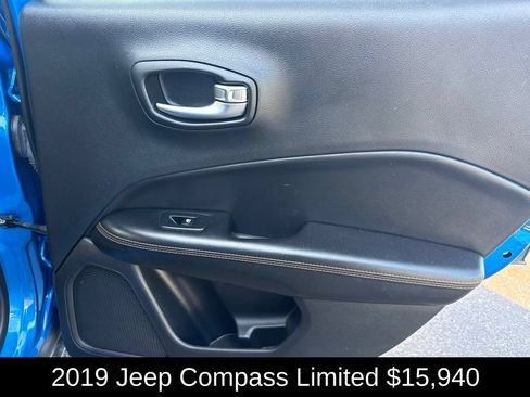 Used 2019 Jeep Compass Limited AWD/4WD image 20