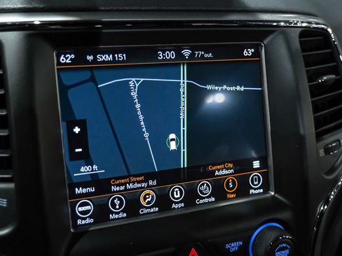 Used 2018 Jeep Grand Cherokee Altitude AWD/4WD image 22