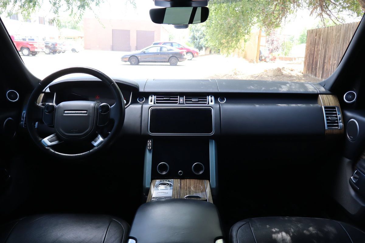 Used 2019 Land Rover Range Rover HSE AWD/4WD image 17